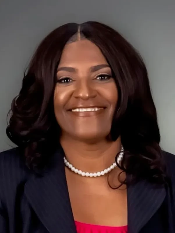 Ophelia Topps